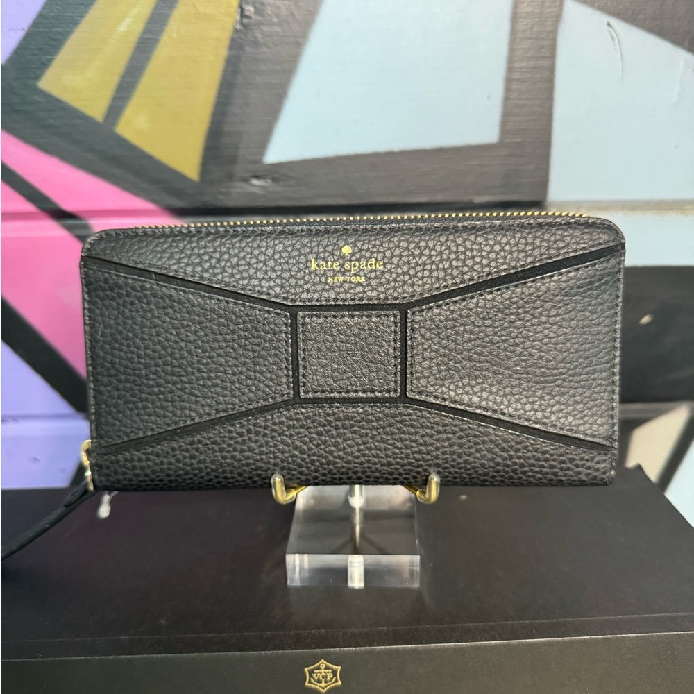 NWT Kate Spade Black Leather zip around wallet, retails $168!